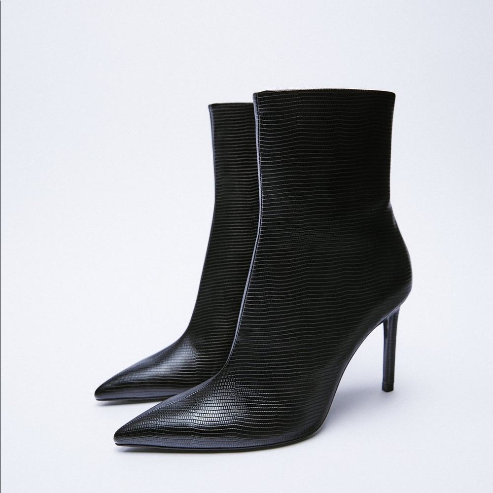 Zara embossed elastic heeled ankle boots